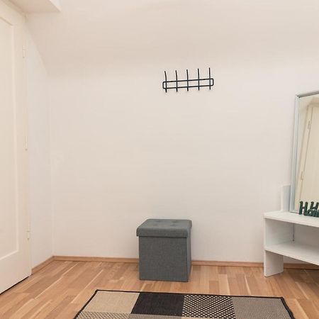 Milky Way Top Floor 2-Bedroom Apartment Air Condition Wien Exteriör bild