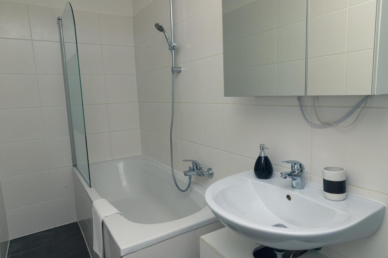 Milky Way Top Floor 2-Bedroom Apartment Air Condition Wien Exteriör bild
